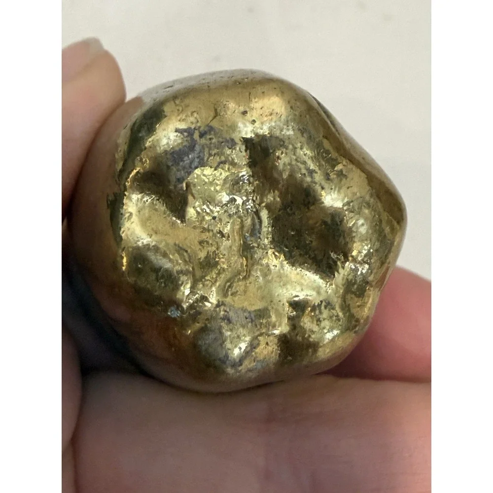 Vintage solid brass apple, pepper, fruit with leaf, paperweight Heavy
